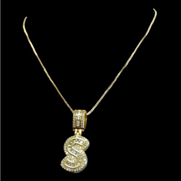 FASHION JEWELRY CHAIN STAINLESS STEEL LETTER S WITH ZIRCONIA MEDAL GOLD COLOR - Picture 1 of 13